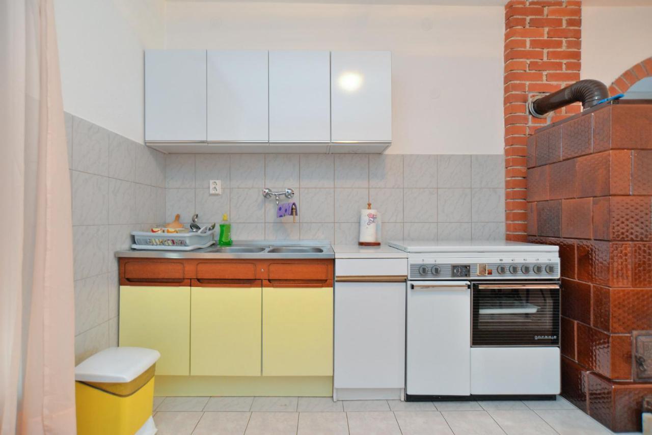 Ana 1725 Apartment